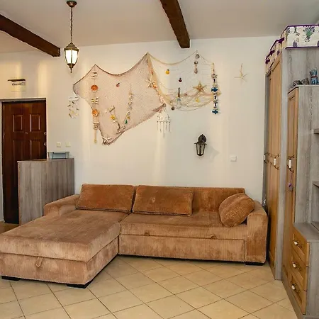 - Izgrev 4 * Sozopol