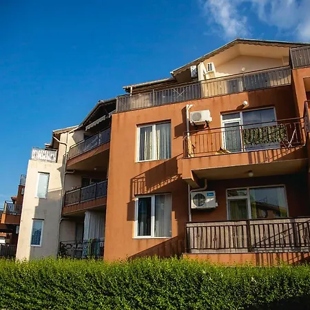 Appartement - Izgrev 4 *